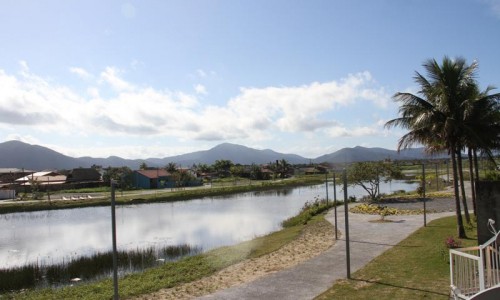 Praça Lagoa do Adriana com 5.700 metros da pista de caminhada